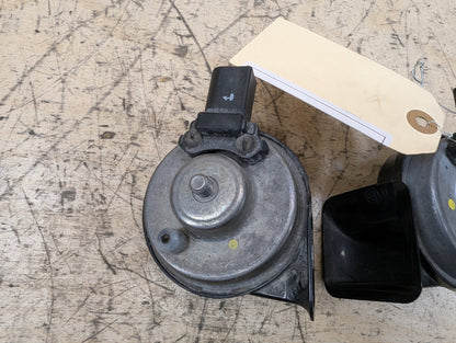 2019-2026 BMW X5 G05 Alarm Horns SET 7342945 OEM