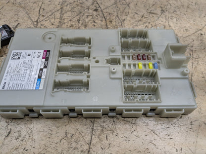 2018-2023 BMW M550i G30 Bdc Body Domain Fem Control Module w/ Key 8801716 OEM