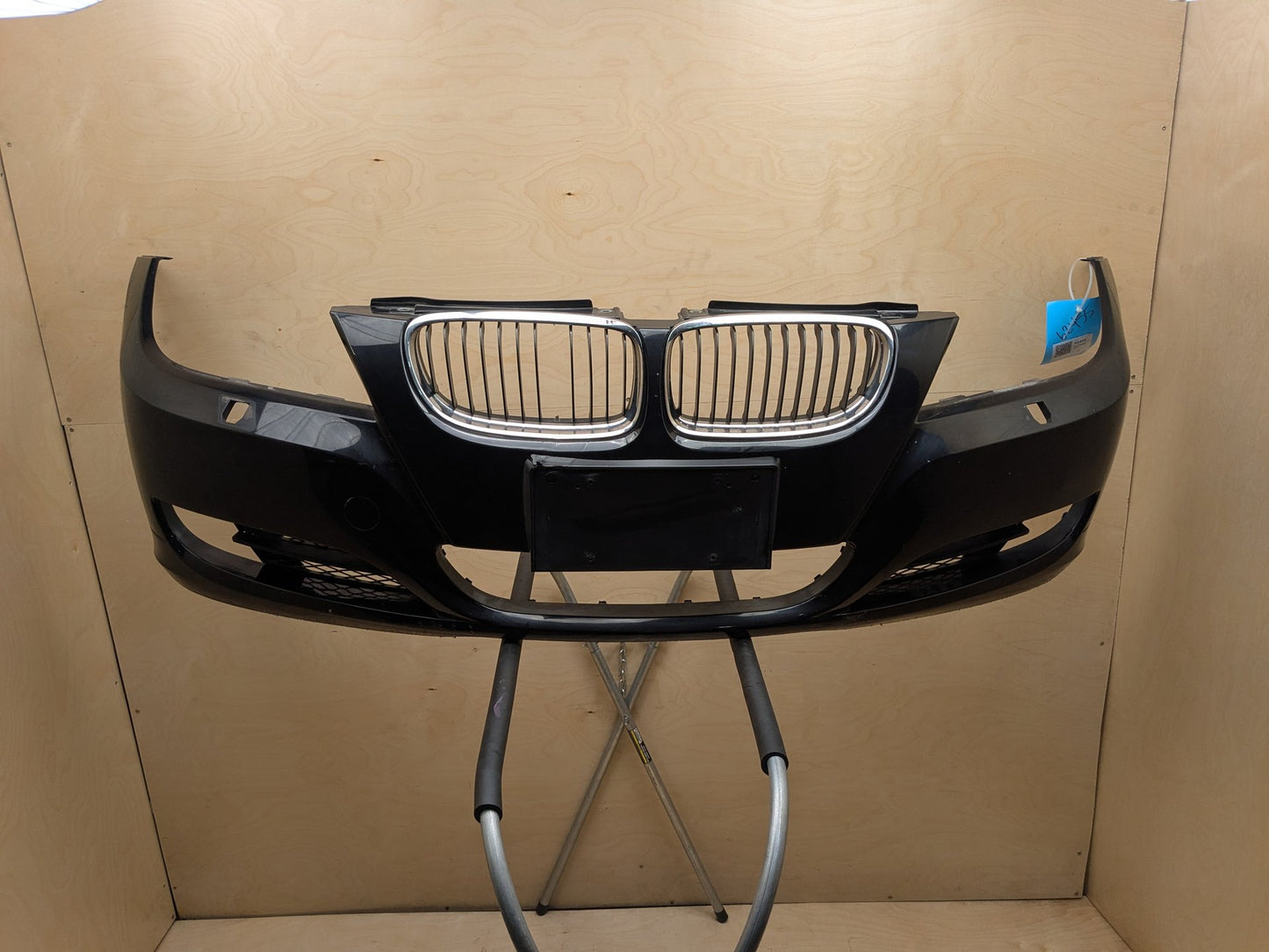 09-11 OEM BMW E90 E91 328 335 Front Bumper Cover w/ Grilles