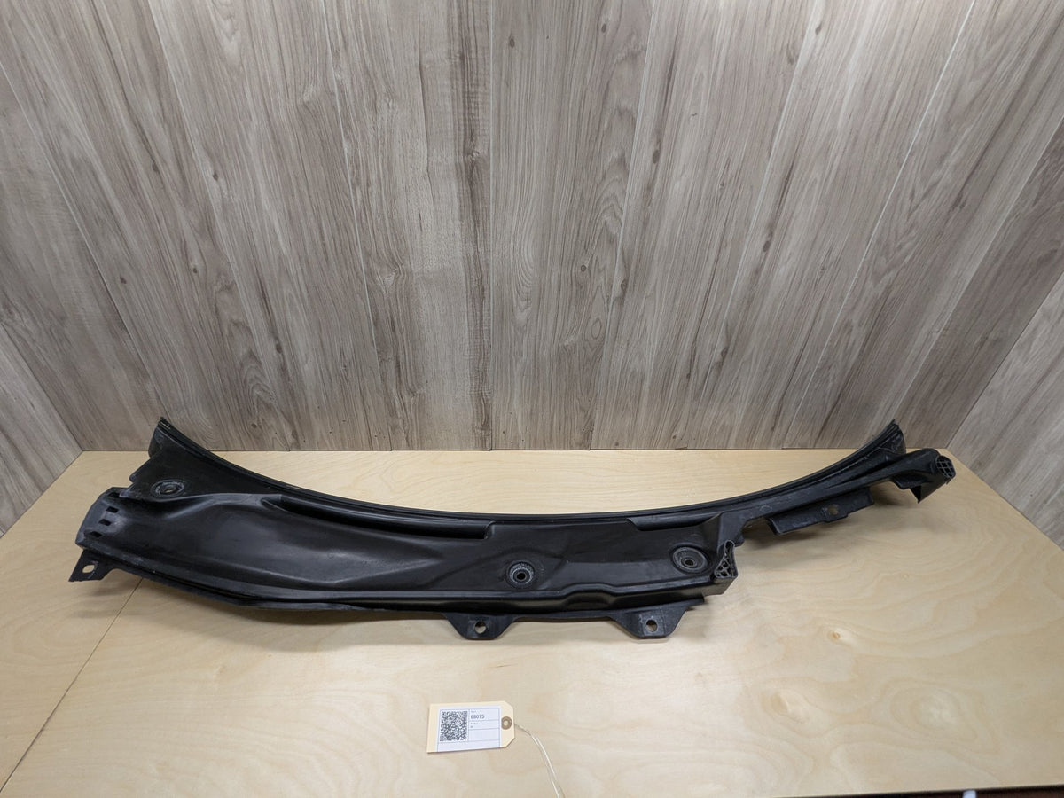 2009-2011 Mercedes-Benz SLK-Class R171 Front Windshield Cowl Vent Grill Cover