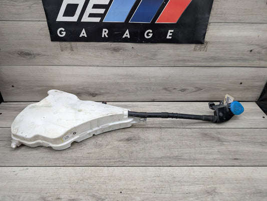 OEM BMW G20 G22 330 M340 430 M440 Windshield Wipe Washer Bottle Tank Reservoir