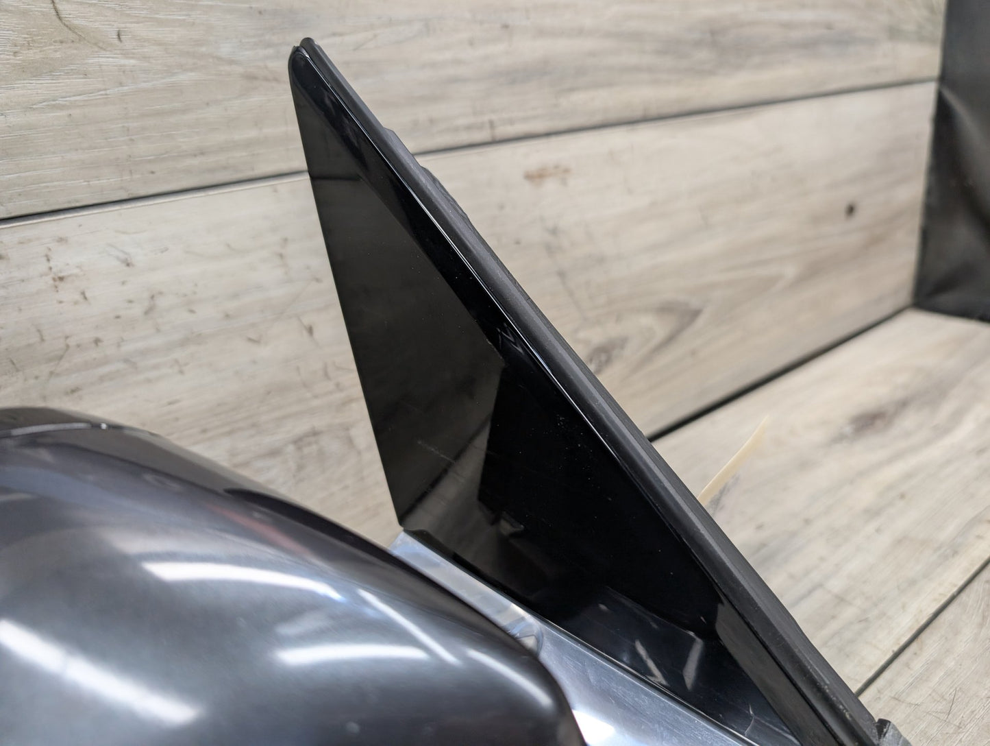 2016-2022 BMW 750Li G12 Front Right Passenger Side Mirror Assembly 7437154