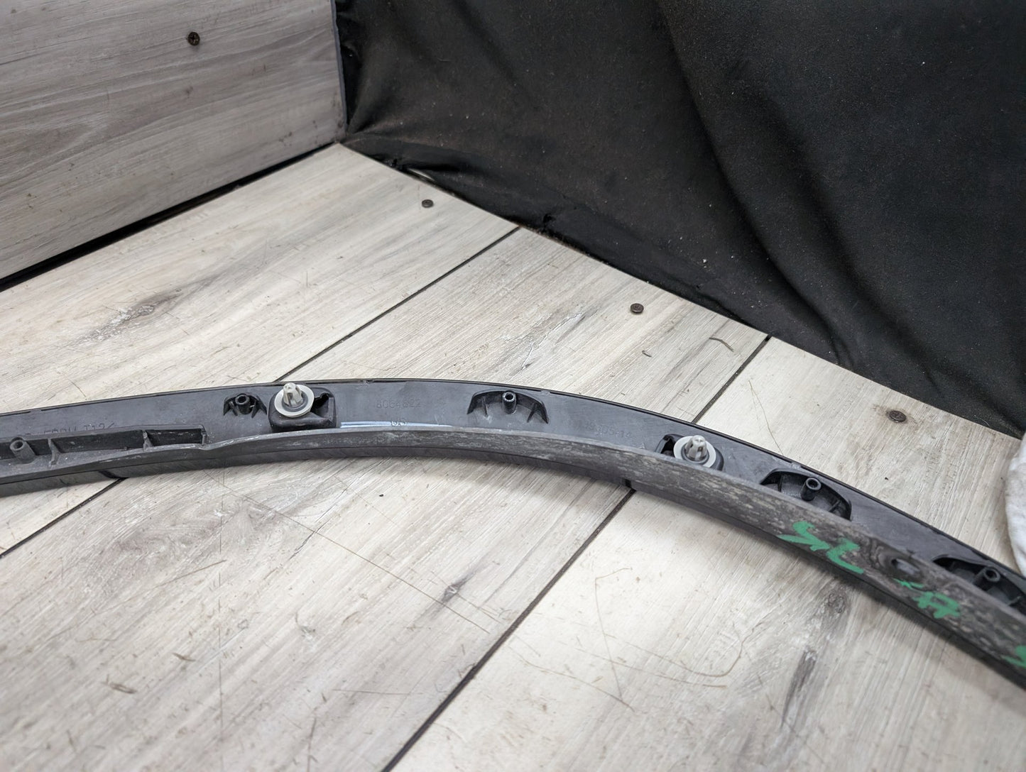 2018 - 2024 BMW X3 G01 Front Right Passenger Fender Flare Arch Trim Molding 8064822 B58B30O1