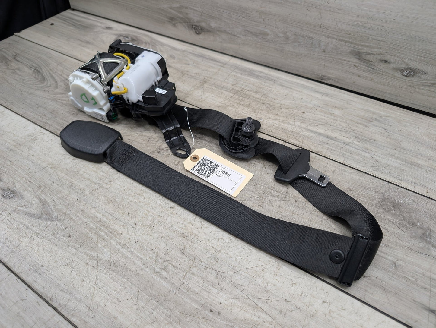 OEM BMW F97 F98 G01 G02 X3 X4 X3M Front Left Driver Seatbelt Seat Belt Retractor
