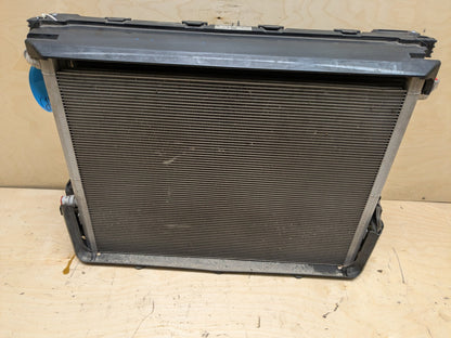 16-19 BMW 750i G12 Radiator Cooling Condenser Fan Shroud Assembly SET 850W