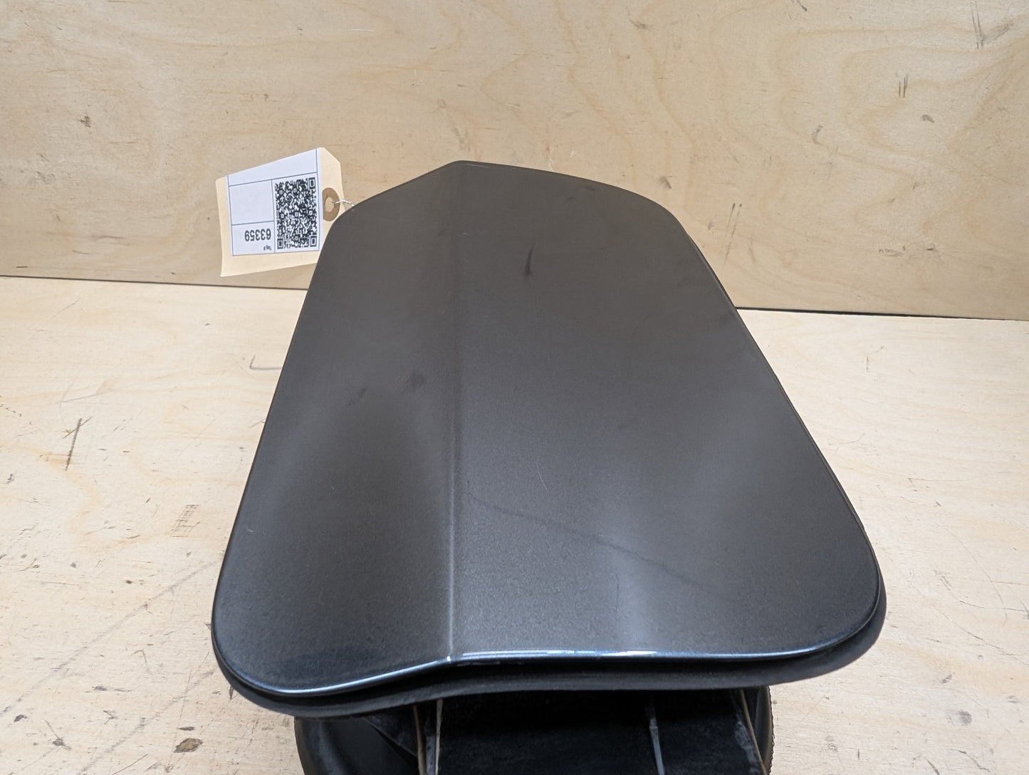 14-20 OEM BMW F32 F82 M4 Gas Fuel Tank Filler Door Cap Lid Cover Assembly