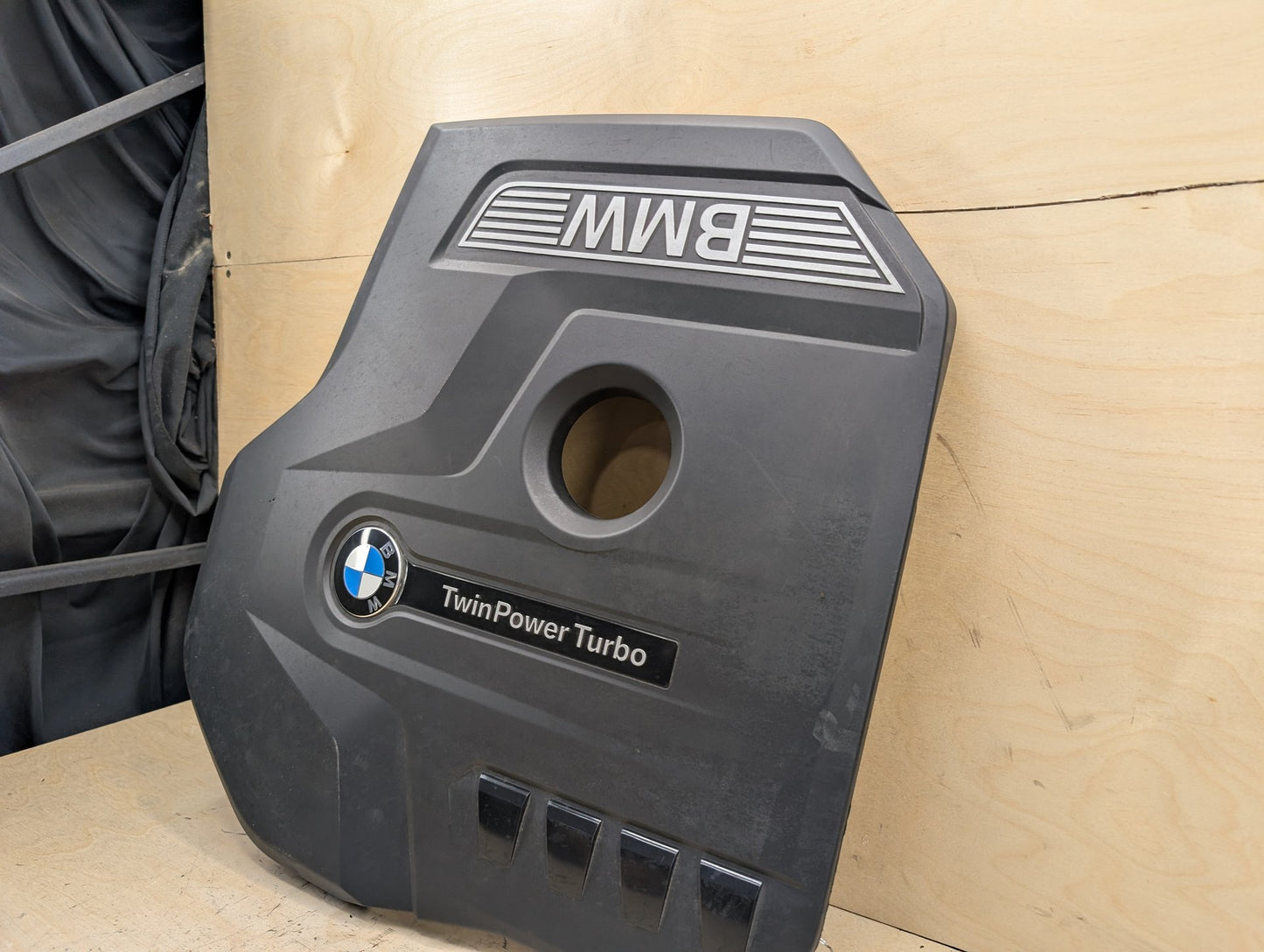 OEM BMW G01 G20 G22 G26 G30 330 430 Engine B46 Cover Head Ignition Coil Panel