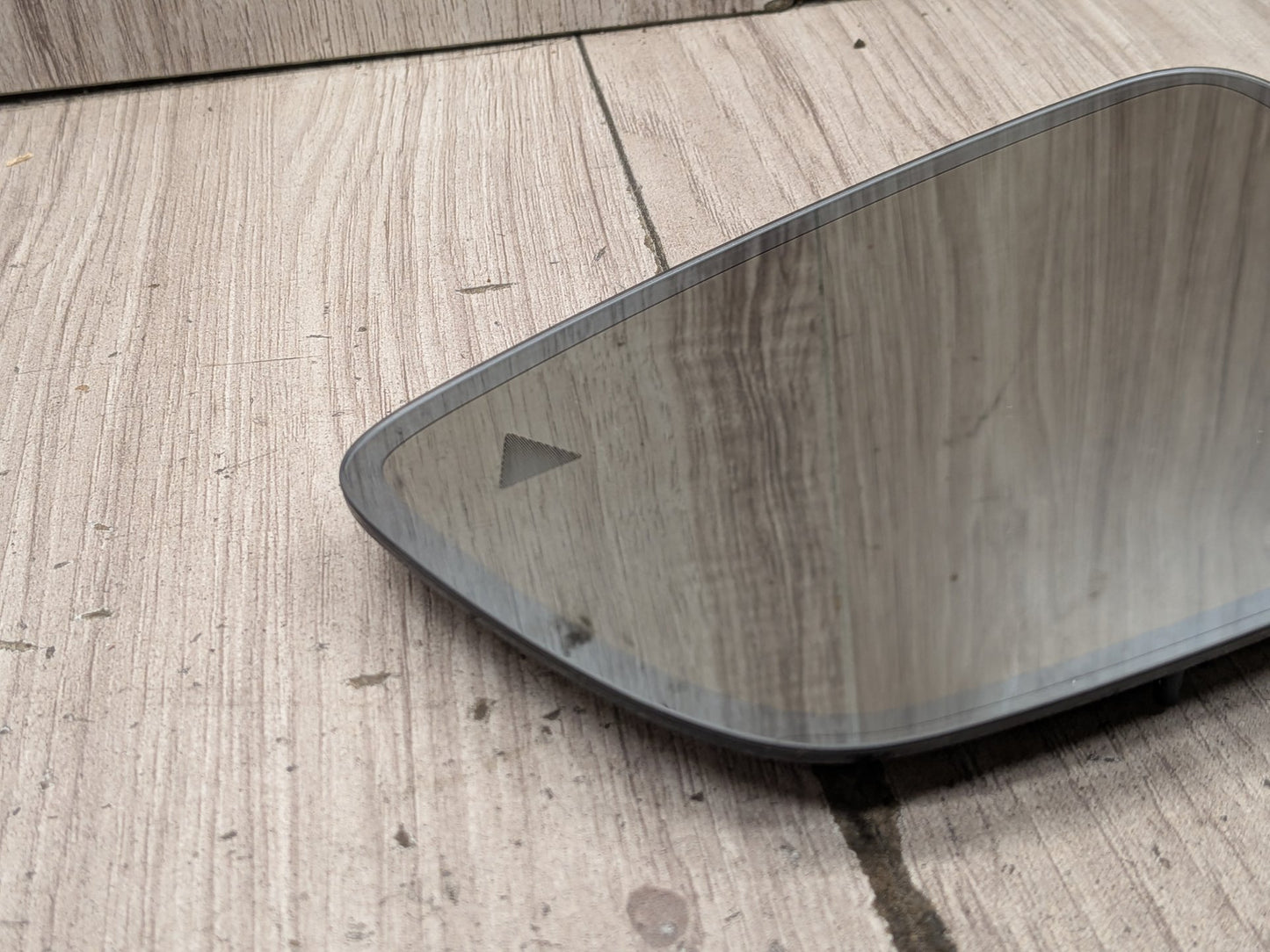 2016-2022 BMW 750i G12 Front Left Driver Side Mirror Glass 7407167 OEM