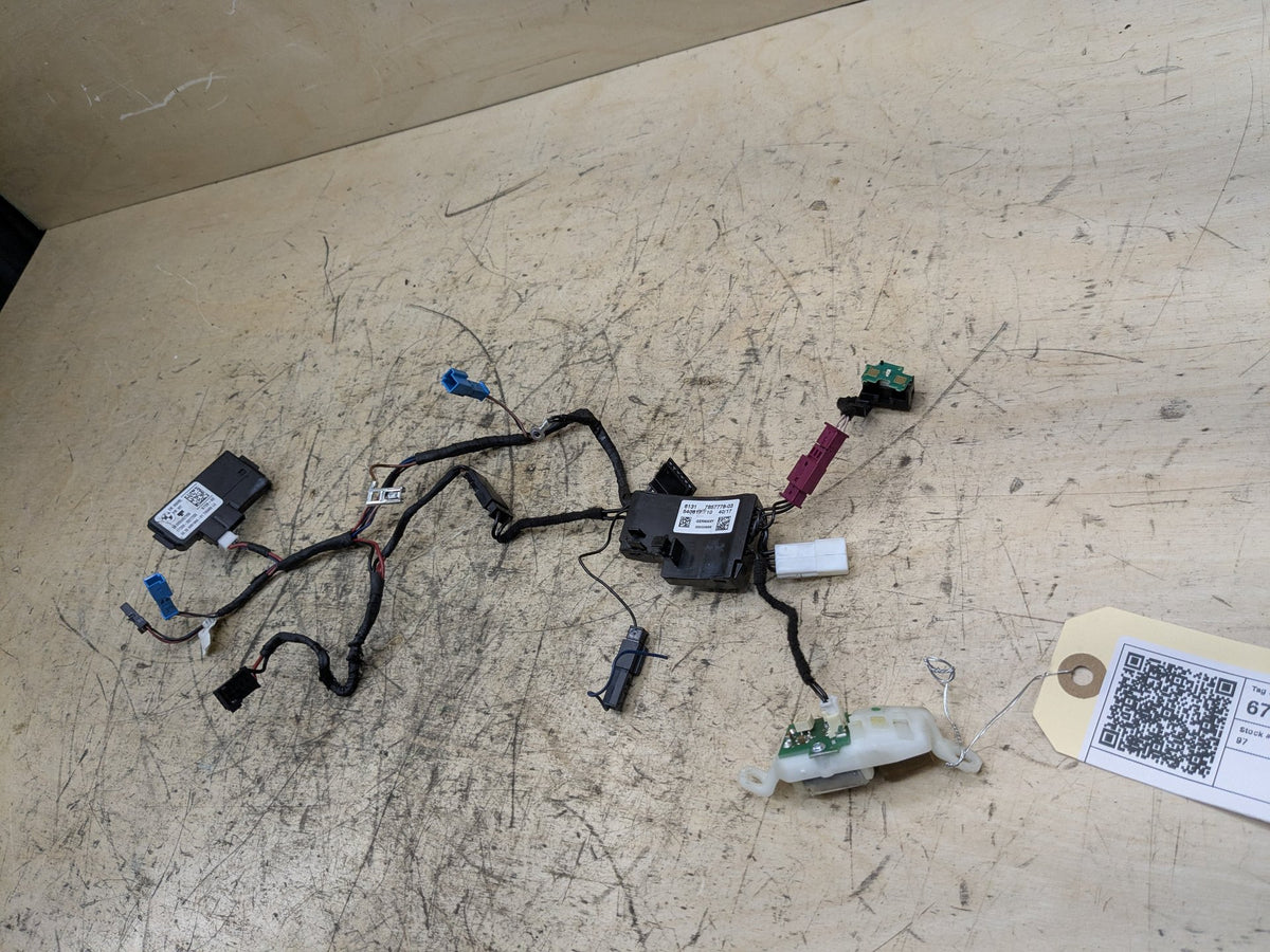 2018-2023 BMW M550i G30 Steering Wheel Vibration Generator Motor 6881866 OEM