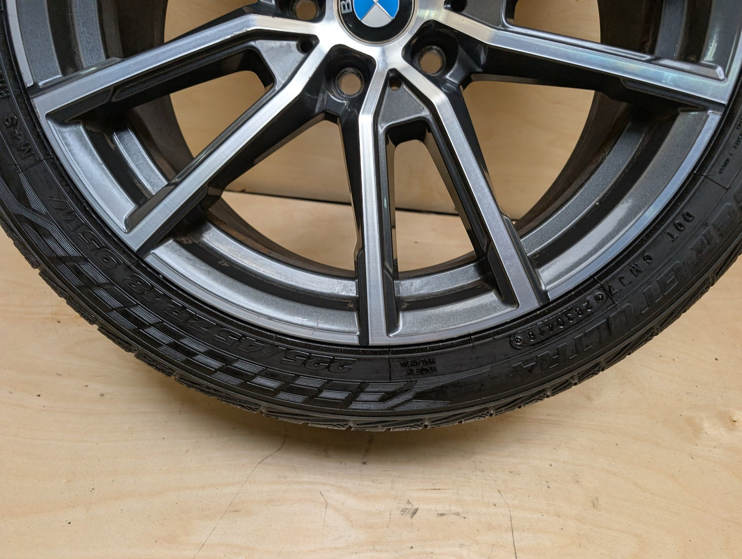 OEM BMW G20 G22 G23 G42 330 M340 FRONT Rim Wheel 18x7.5 ET25 V-spoke Style 780