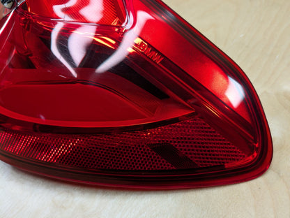 16-19 OEM BMW G11 G12 740 750 M760 B7 Rear Right Passenger Outer LED Tail Light