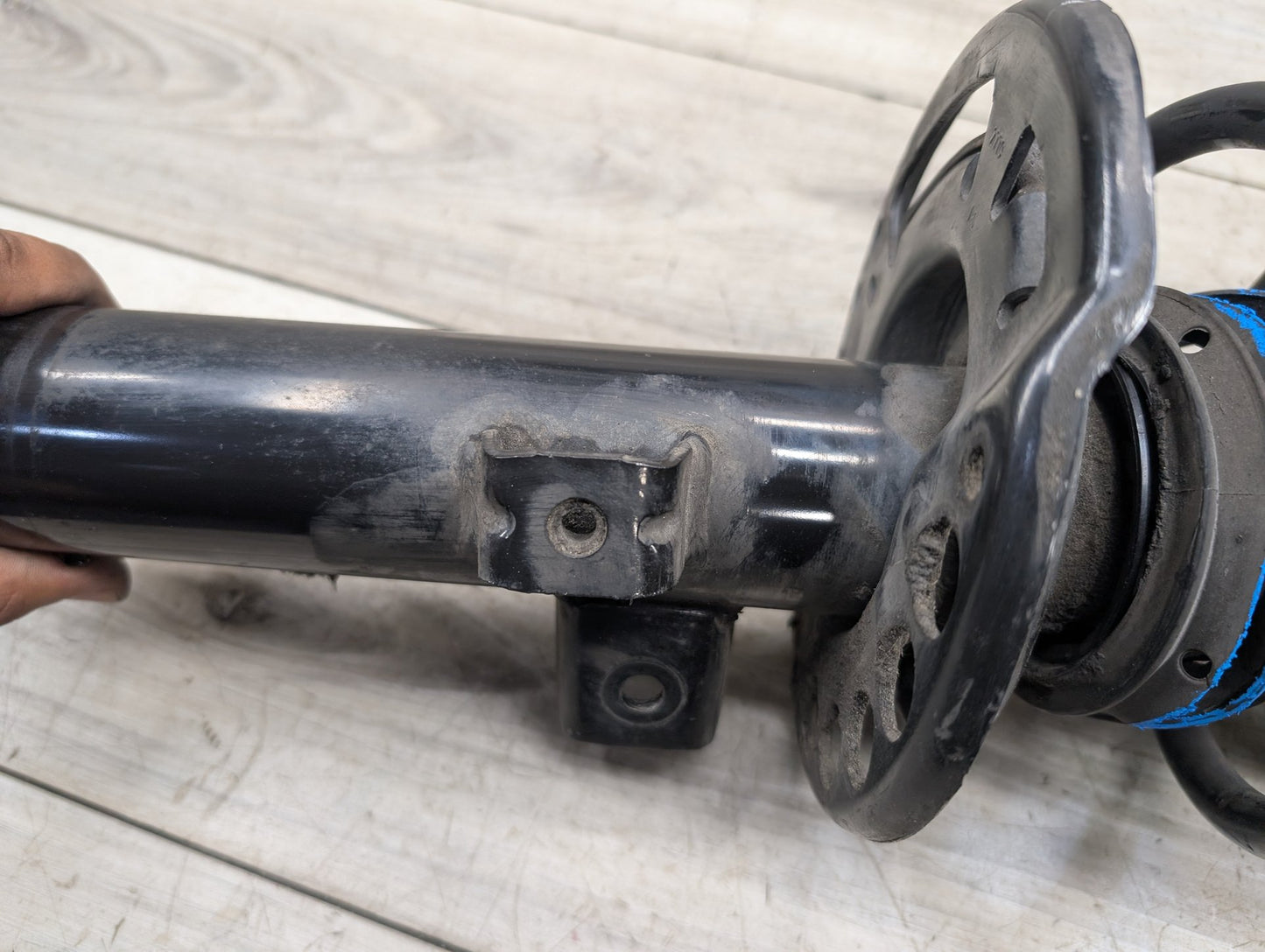 19-25 OEM BMW G20 330iX AWD Front Right Passenger Spring Strut Shock Absorber