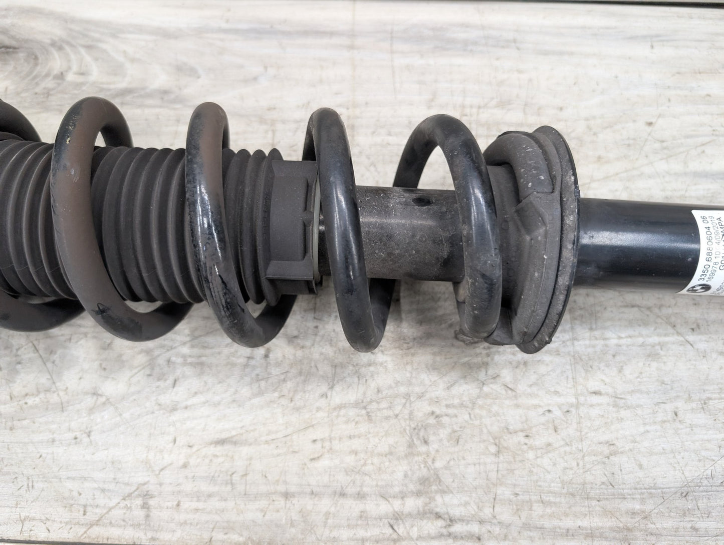 2018 - 2024 BMW X3 G01 Rear Left or Right Spring Strut Shock Absorber 6880604 B58B30O1