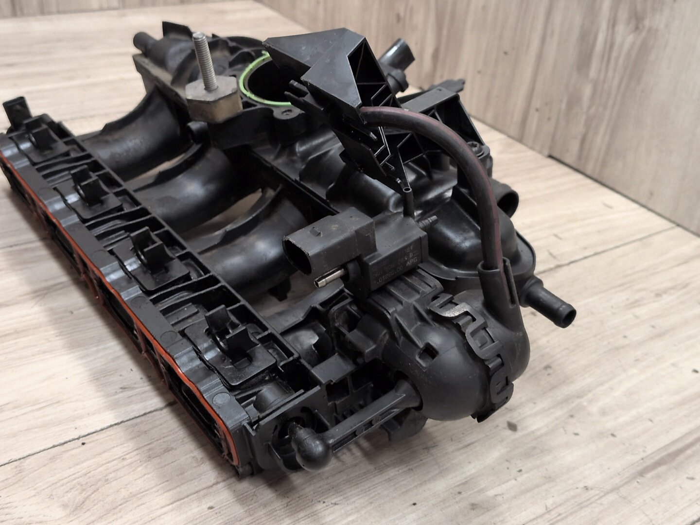 2015-2018 Audi 8U Q3 CCTA Engine Motor Intake Manifold 06J133185F