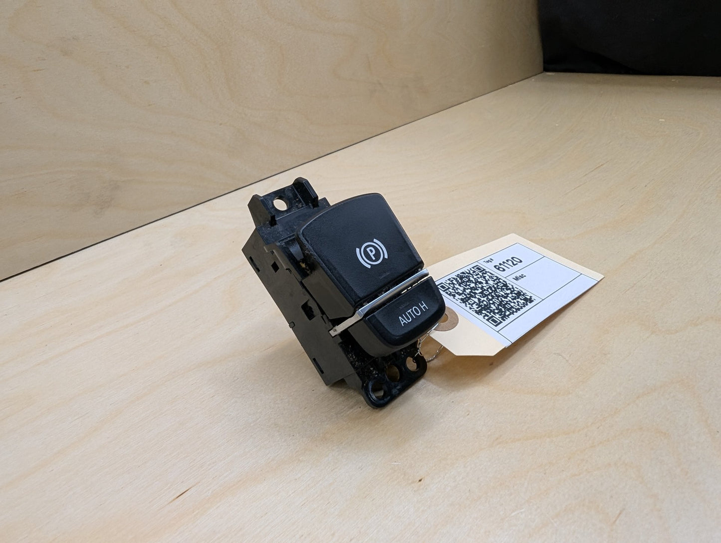 OEM BMW F90 M5 G30 G01 X3 G02 X4 F97 F98 Parking Brake Auto Hold Switch BLACK