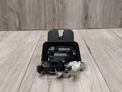2015-2018 Audi Q3 8U Lower Liftgate Tailgate Lock Latch Actuator 8R0827505 OEM