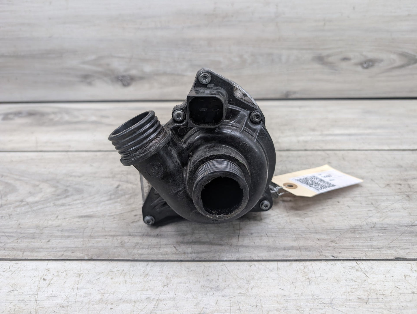 2014 BMW F10 535i Engine Motor Cooling Auxiliary Water Pump 8635090