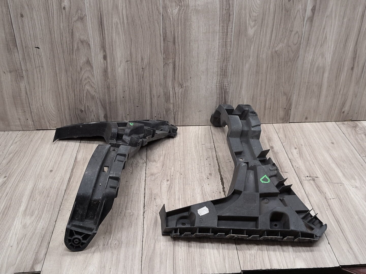 2015-2018 Audi Q3 8U Rear Right Passenger Bumper Support Brackets SET 8U0807454A