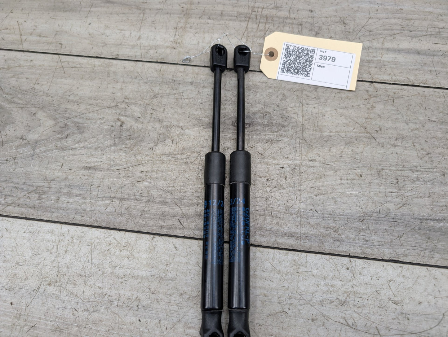 OEM BMW G20 G26 G42 G80 G87 M2 M4 Front Left Right Hood Strut Shock Supports SET