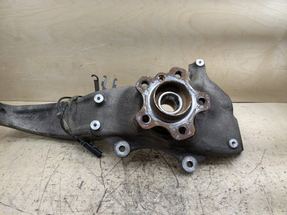 2018-2023 BMW M550i G30 AWD Front Right Spindle Knuckle w/ Bearing 6884386