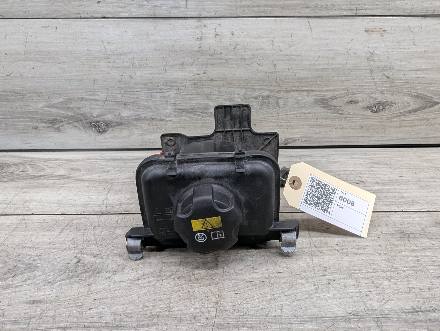 2016-2022 BMW 750Li G12 Coolant Expansion Tank Reservoir 8610658