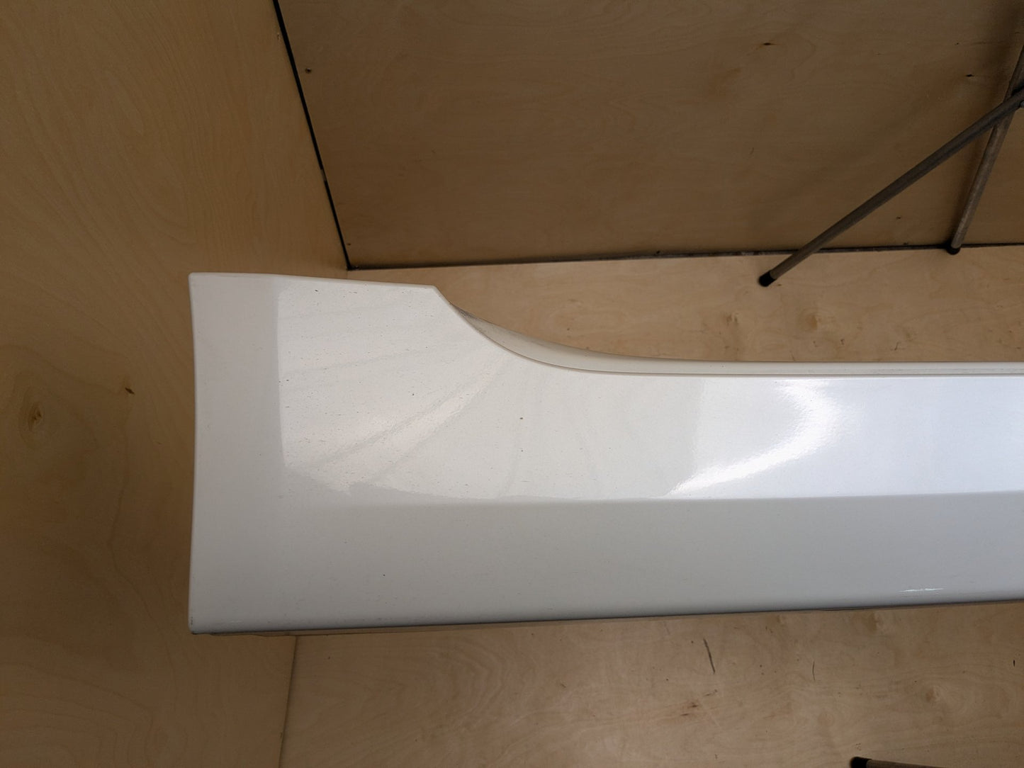 17-23 OEM BMW G30 530 540 Right Passenger Side Skirt Rocker Panel White A96