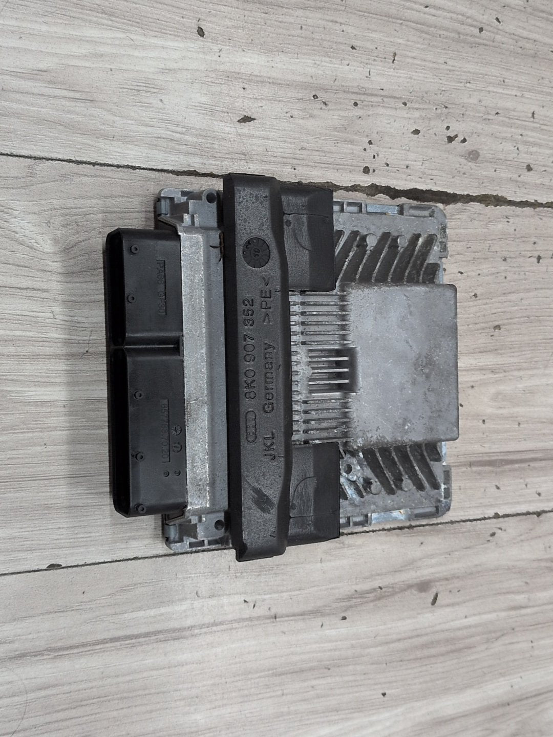 2010-2016 Audi B8 S4 CCBA Engine Motor ECU DME Computer Module 8K0907551B