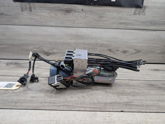 2008 - 2017 Audi S5 8T Convertible Pump Motor 8F0871791