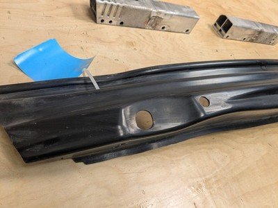 2010-2016 Audi S4 B8 Rear Bumper Reinforcement Rebar Bar 8K0807332A OEM