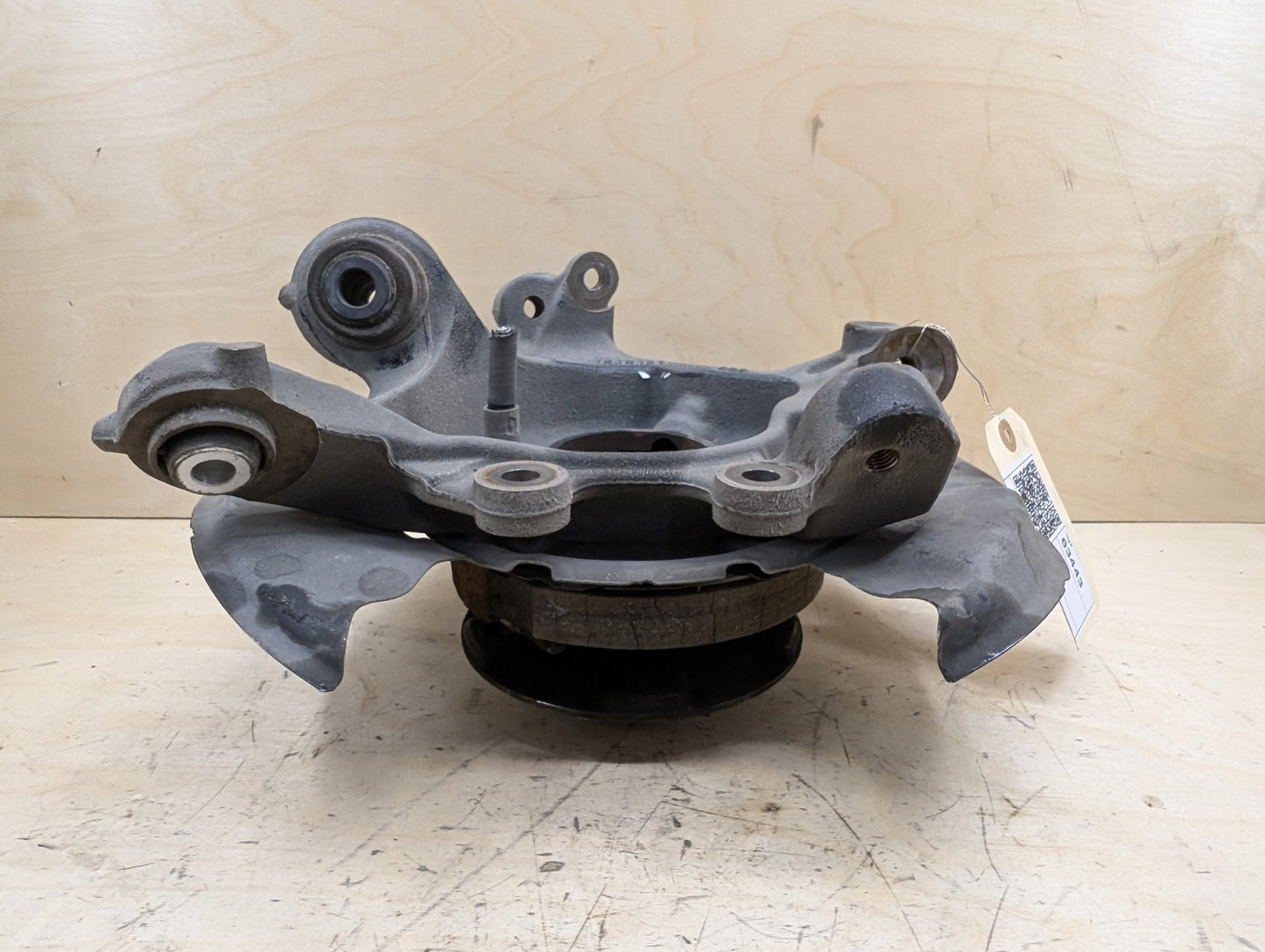 2012-2018 BMW 328i F30 Rear Left Driver Spindle Knuckle w/ Bearing 6792521
