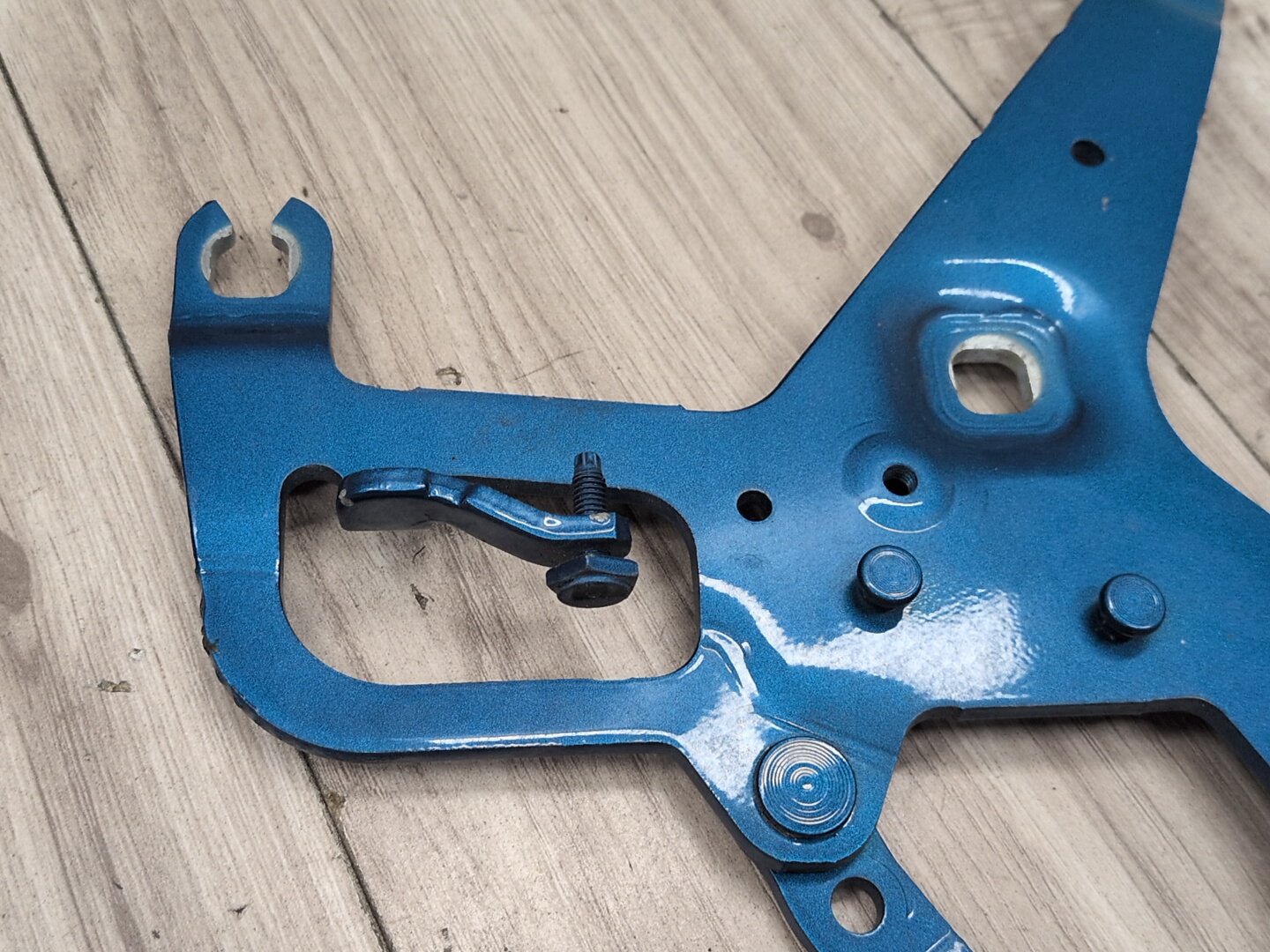 OEM BMW F15 F16 F85 X5 X6 Left Right Hood Hinge Support Bracket Brace SET