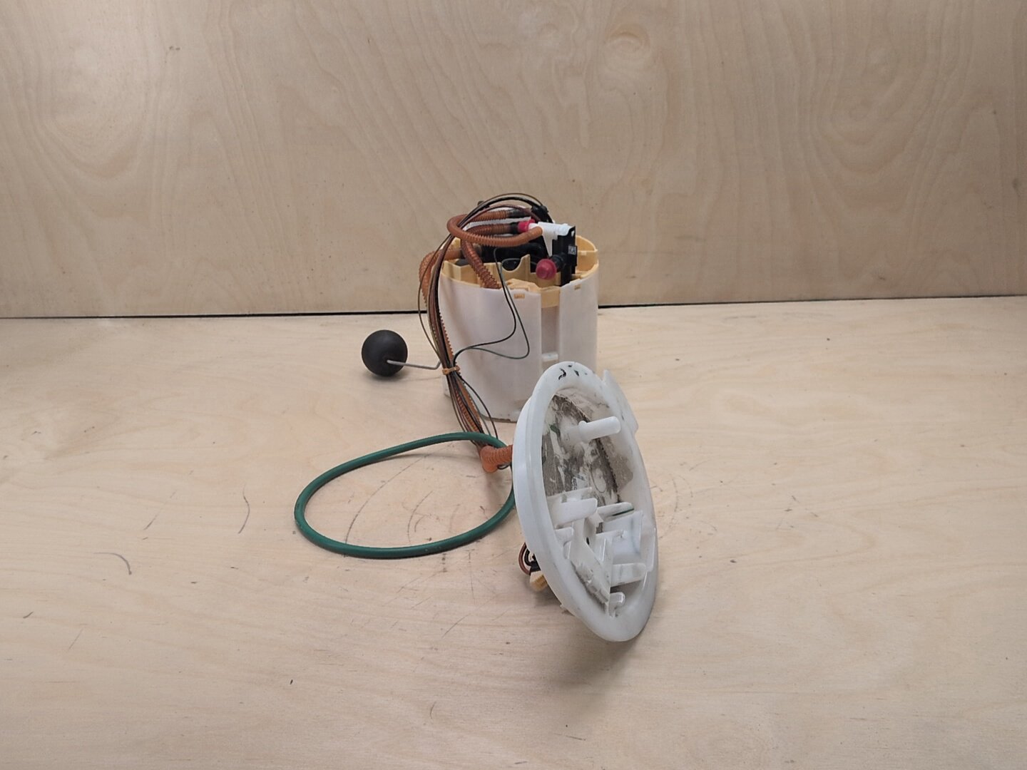 18-24 OEM BMW G01 G02 X3 X4 30i 30iX M40iX B46 B58 Sending Gas Tank Fuel Pump