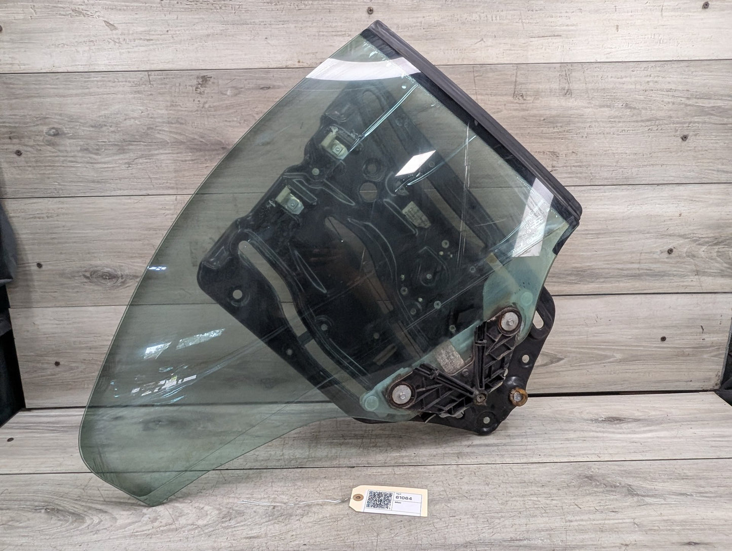 2007-2013 BMW 328i E93 Rear Right Passenger Door Window Glass Regulator w/ Motor 7128386