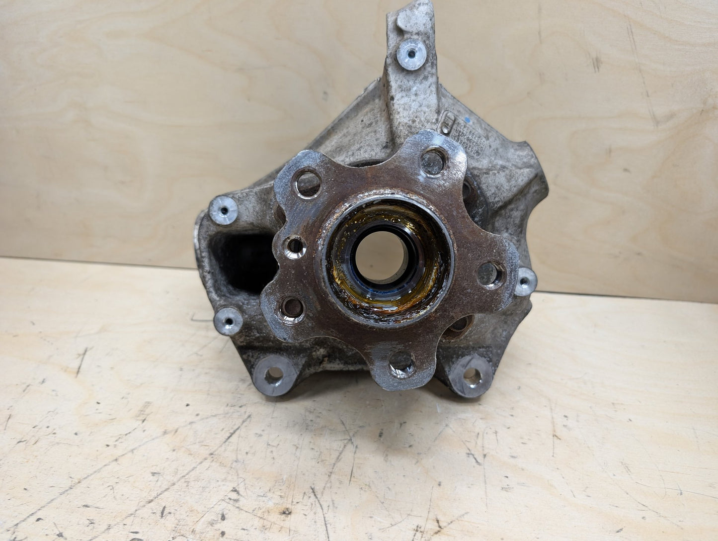 2018-2024 BMW X3 G01 Front Right Passenger Spindle Knuckle w/ Bearing 6882596