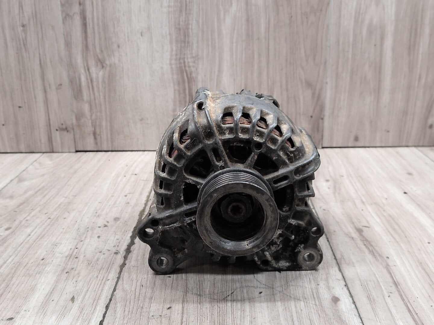 2018-2023 Audi B9 S4 CWG Engine Motor Generator Alternator 06E903024L