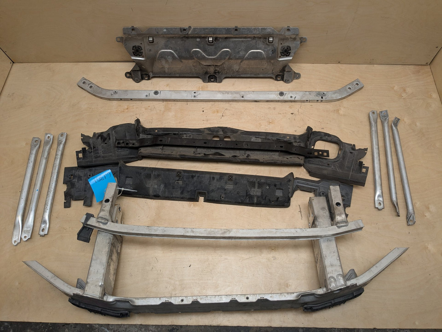 18-24 OEM BMW G01 G02 X3 X4 Front Reinforcement Clip Frame Radiator Support