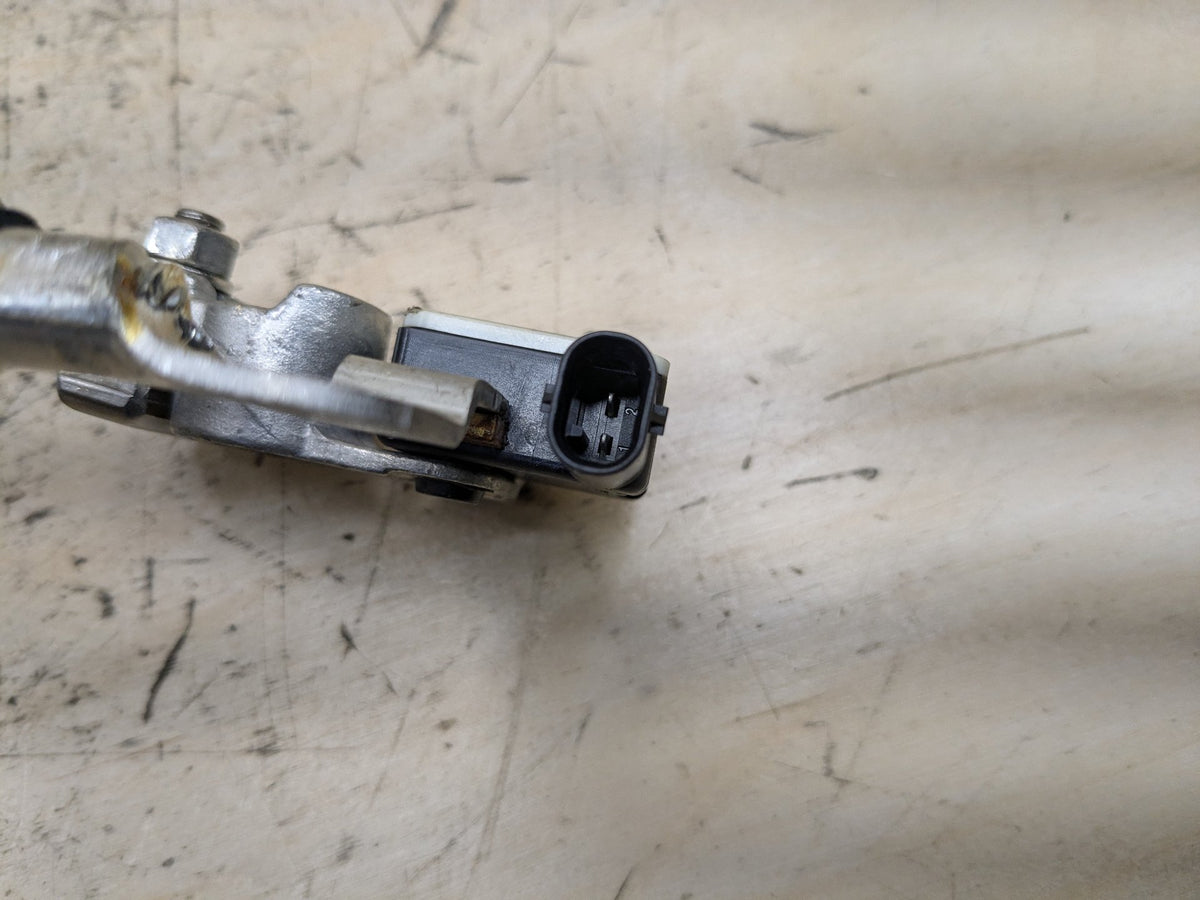 OEM BMW G01 G12 G30 530 540 M550 X3 Negative Battery Cable Terminal IBS Sensor