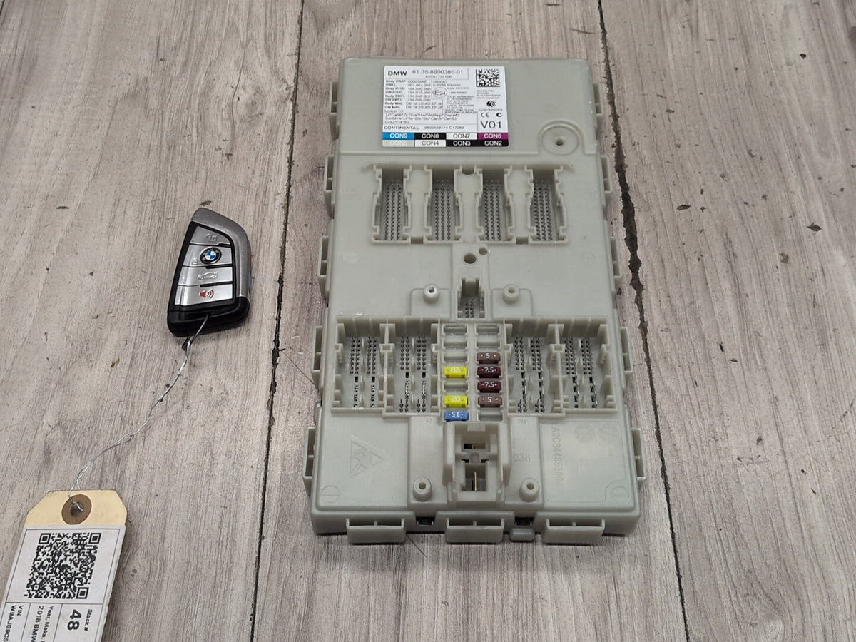 2017-2023 BMW M550i G30 Bdc Body Domain Fem Control Module w/ Key 8800386 OEM