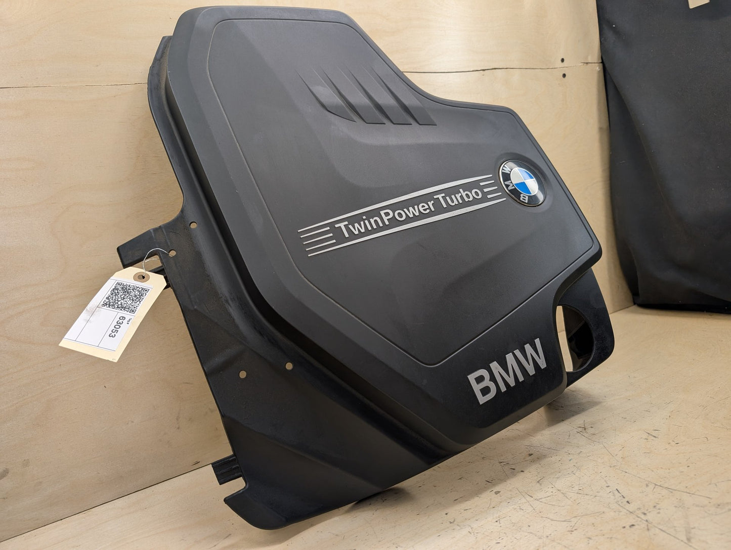 2012-2018 BMW F30 328i N20B20O0 Engine Cover 7636731