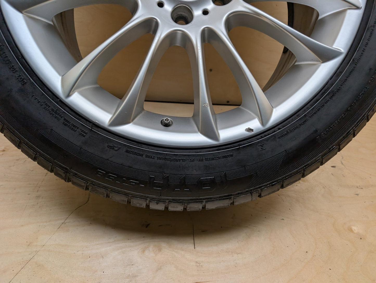 OEM BMW F01 F02 F07 740 750 760 FRONT Rim Wheel 19x8.5 ET25 M V-Spoke Style 302