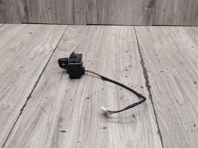 2012-2018 BMW M6 F06 Steering Wheel Heater Switch 9188878 OEM