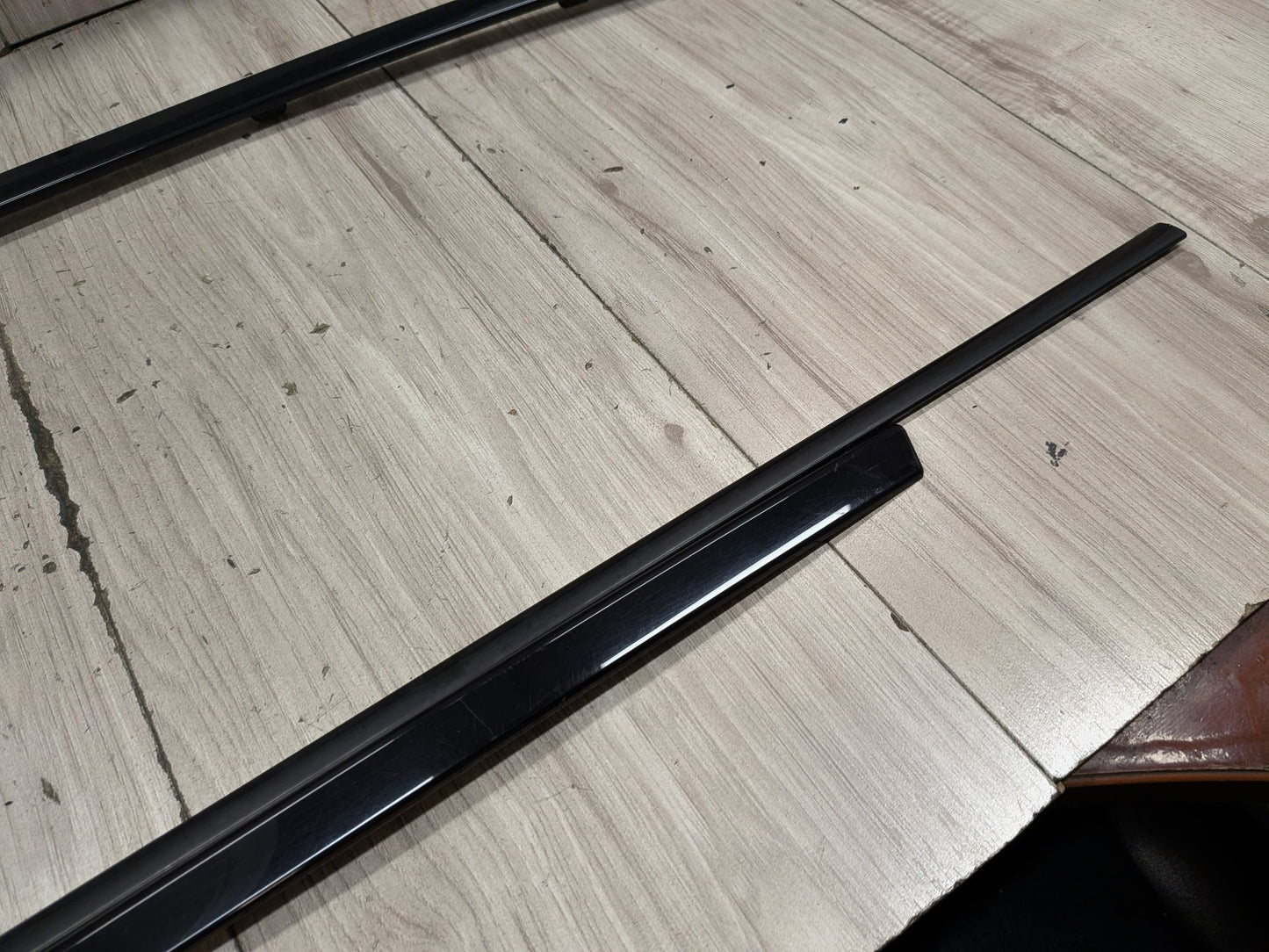 14-20 OEM BMW F32 F82 Right Passenger SHADOW GLOSS Exterior Door Molding Trims
