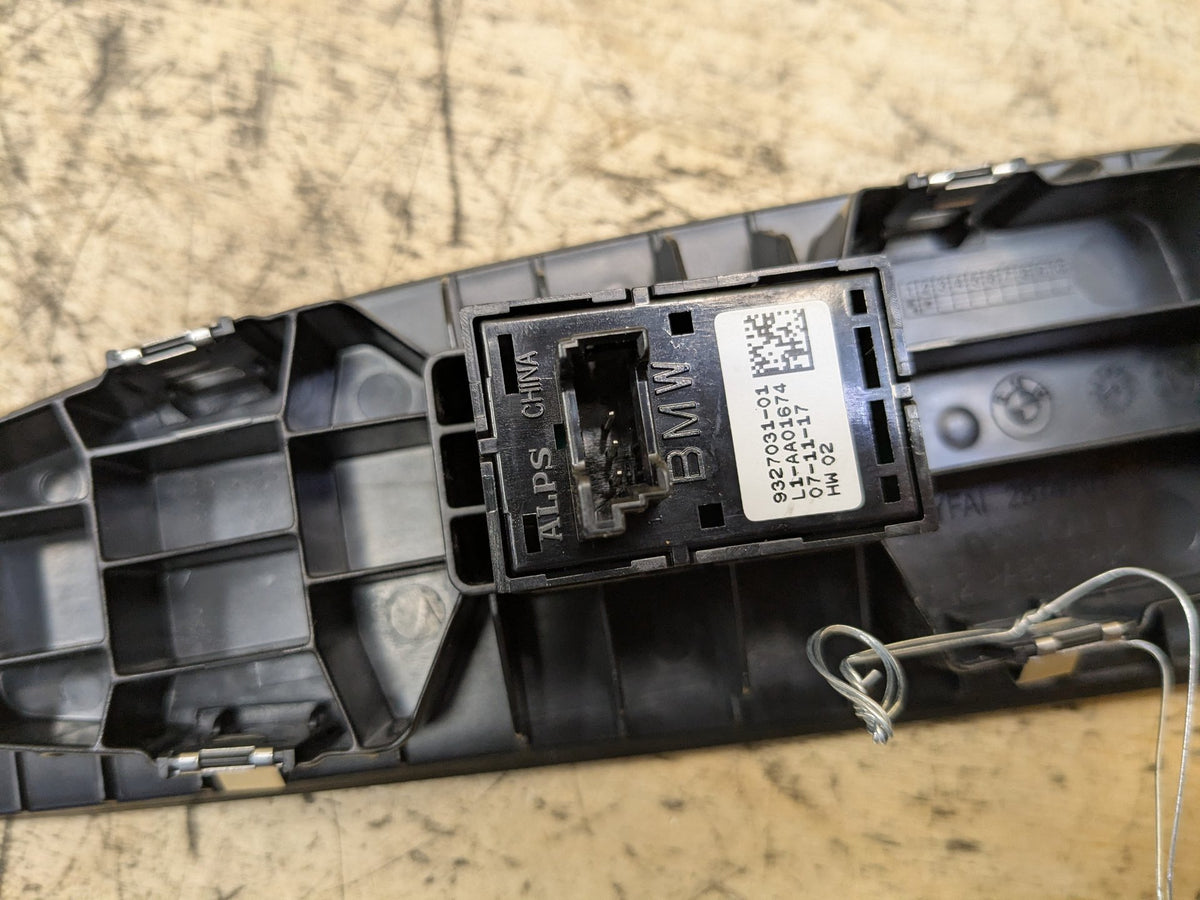2018-2023 BMW M550i G30 Front Right Passenger Door Master Window Switch OEM