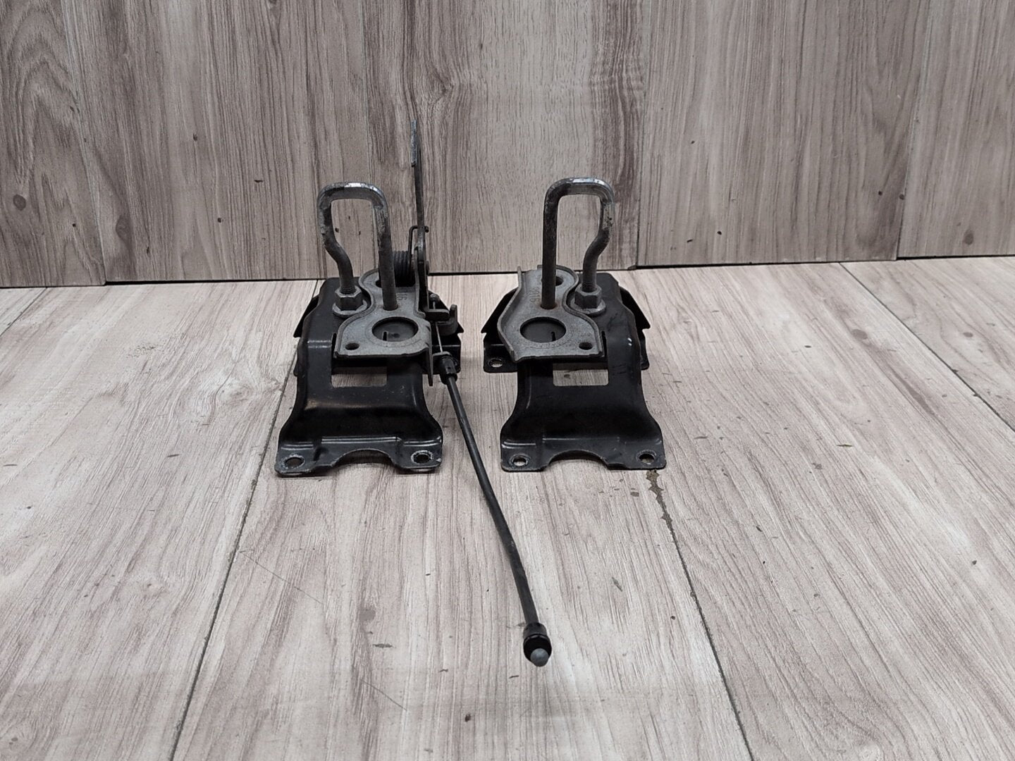 OEM BMW F15 F16 F85 F86 X5 X6 X5M Left Right Hood Hardware Safety Latch Hook SET