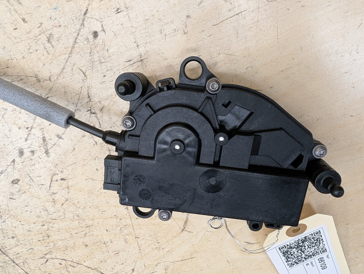 2019-2026 BMW X5 G05 Liftgate Trunk Lid Liftgate Lock Latch Actuator 9482991 OEM