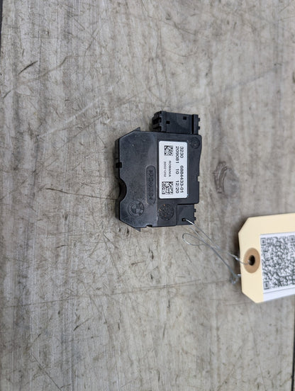 2019-2026 BMW X5 G05 Steering Wheel Control Module 6884433