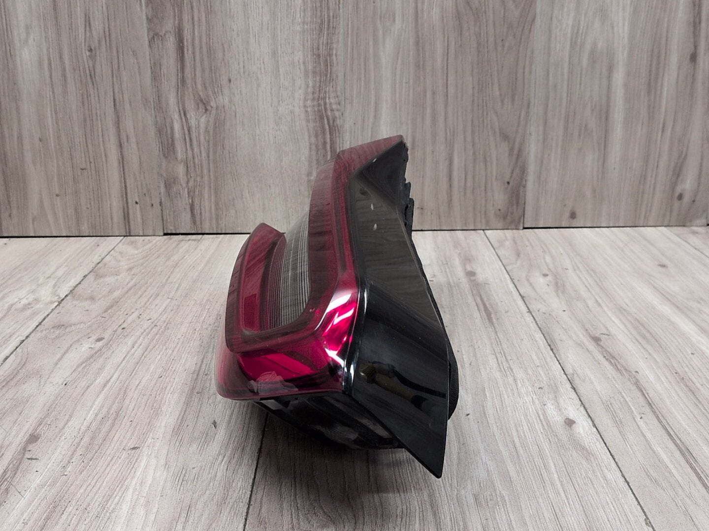 19-23 OEM BMW F95 G05 X5 X5M Rear Right Passenger Inner Liftgate Stop Tail Light