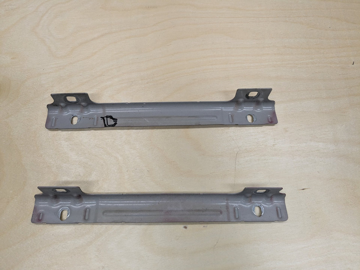 2009-2011 Mercedes-Benz SLK-Class R171 Fender Brackets SET A1718810914 OEM