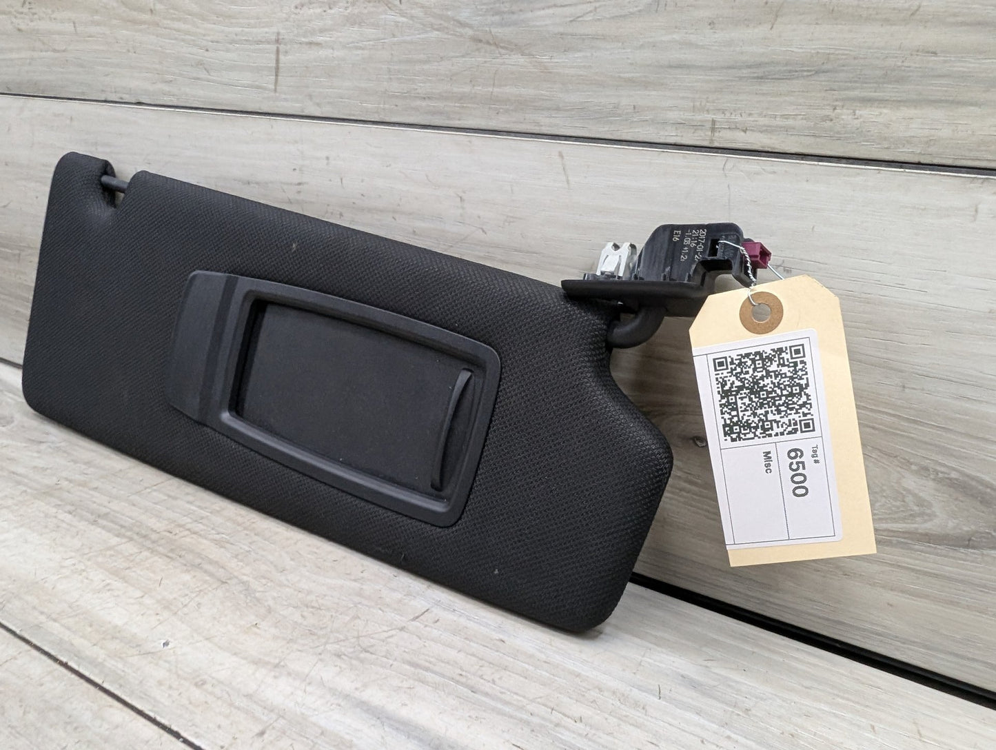 17-20 OEM BMW F90 G30 530 540 M550 M5 Interior Right Passenger Sun Visor Black