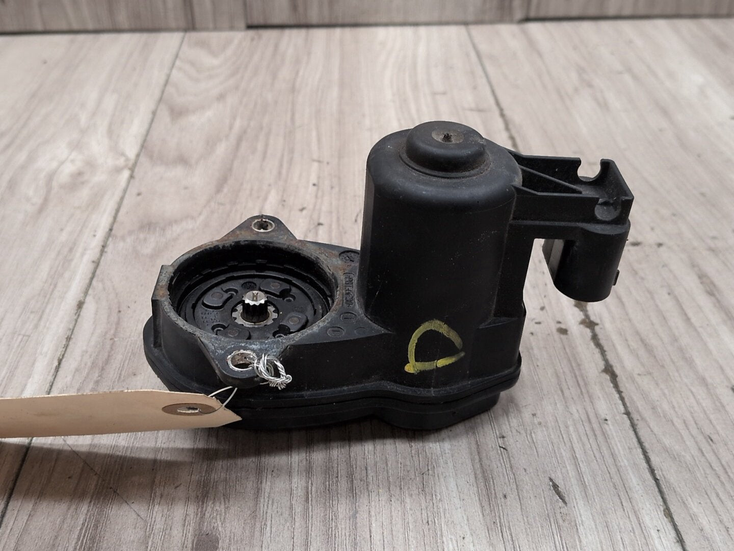 2011 - 2017 BMW X3 F25 Rear Left or Right Brake Caliper Actuator 6794618 N20B20O0